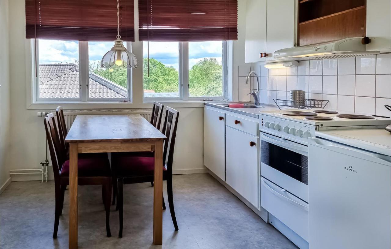 Stunning Apartment In Gullspang With Wifi Exterior foto